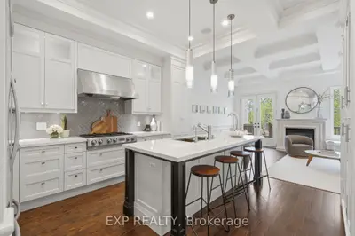 177a Lyndhurst Avenue, Toronto, On M5r 3a1
