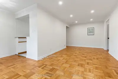 2 Ridelle Avenue 408, Toronto, On M6b 1h4