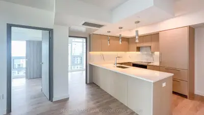 1 Concord Cityplace Way 3205, Toronto, On M5v 0x3