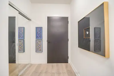 117 Broadway Avenue 1111, Toronto, On M4p 1v3