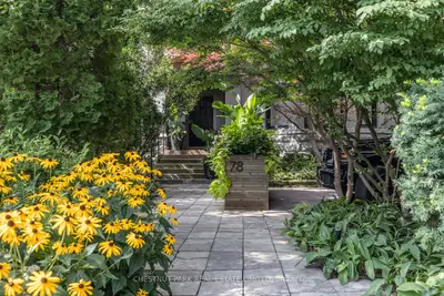 78 Crescent Road 2, Toronto, On M4w 1t5