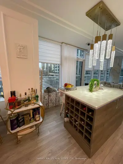 99 Broadway Avenue 514, Toronto, On M4p 0e3