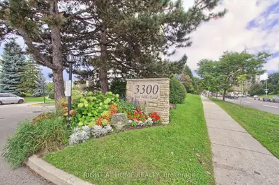 3300 Don Mills Road 1006, Toronto, On M2j 4x7
