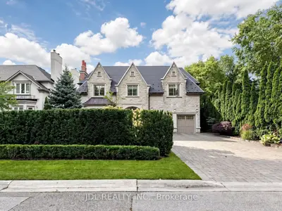105 Arjay Crescent, Toronto, On M2l 1c6