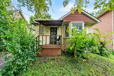 17 Pleasant Avenue Lower Floor, Toronto, On M2m 1l8