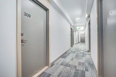 188 Fairview Mall Drive 309, Toronto, On M2j 4t1