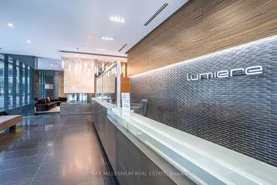 770 Bay Street 2212, Toronto, On M5g 0a6