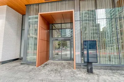 19 Bathurst Street 4011, Toronto, On M5v 0n2