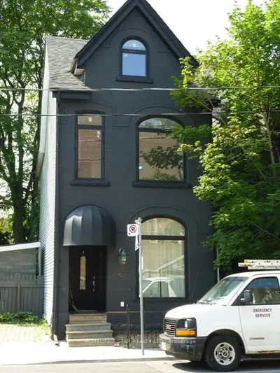 171 Harbord Street Apt 1, Toronto, On M5s 1h3