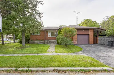 260 Moore Park Avenue, Toronto, On M2m 1n6
