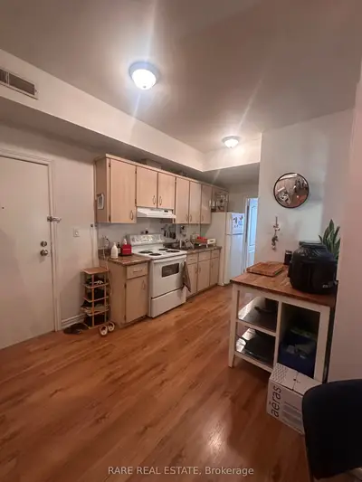 198 Augusta Avenue 3, Toronto, On M5t 2l6