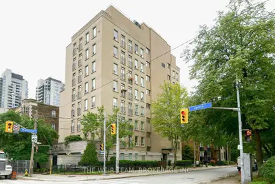 135 Maitland Street 202, Toronto, On M4y 1e5