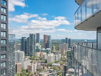 11 Wellesley Street 4309, Toronto, On M4y 1e8