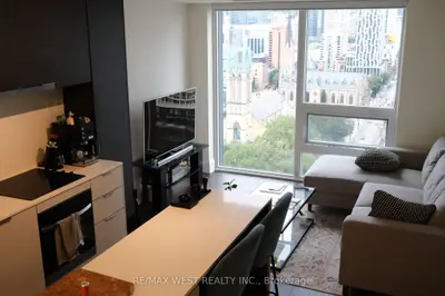89 Church Street #2304, Toronto, On M5c 0b7