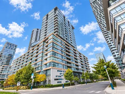 10 Capreol Court 717, Toronto, On M5v 4b3