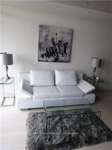 111 Bathurst Street 1212, Toronto, On M5v 2r1