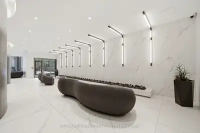 11 Brunel Court 215, Toronto, On M5v 3y3