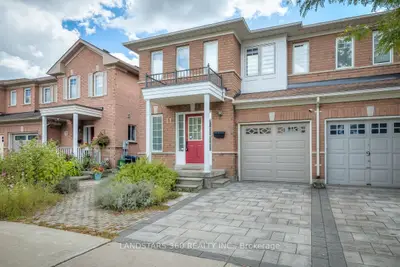 11 Wilket Creek Road, Toronto, On M3c 4a1