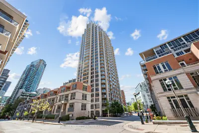 21 Grand Magazine Street 2301, Toronto, On M5v 1b5