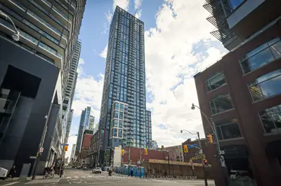 108 Peter Street 611, Toronto, On M5v 0w2
