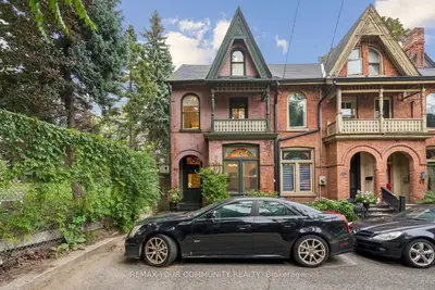 21 Laurier Avenue E, Toronto, On M4x 1s2