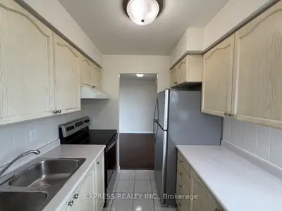 39 Pemberton Avenue 607, Toronto, On M2m 4l6