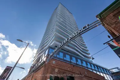 390 Cherry Street 2304, Toronto, On M5a 0e2