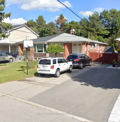 92 Baltray Crescent, Toronto, On M3a 2h4