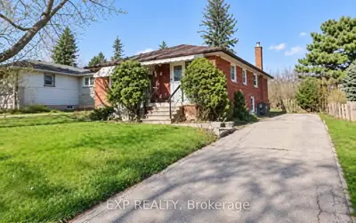 54 Shaunavon Heights Crescent, Toronto, On M3a 2p4
