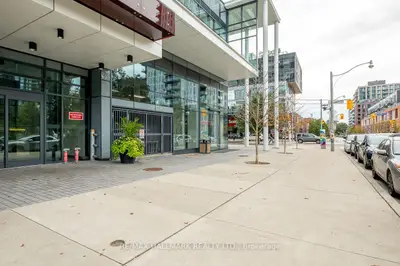 225 Sumach Street 405, Toronto, On M5a 0p8