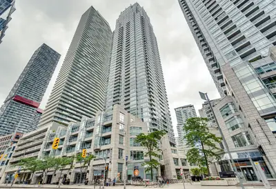 2191 Yonge Street 910, Toronto, On M4s 3h8