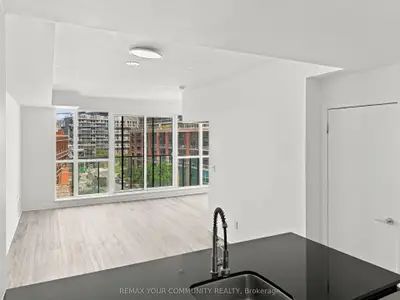 150 East Liberty Street 618, Toronto, On M6k 3r5