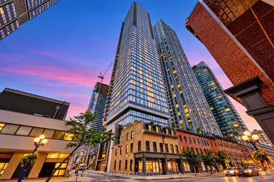 8 Cumberland Street 1402, Toronto, On M4w 0b6