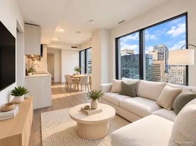 8 Cumberland Street 1402, Toronto, On M4w 0b6