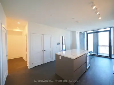 1 Hillsdale Avenue 601, Toronto, On M4s 0e5