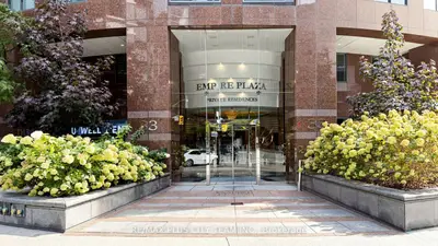 33 University Avenue 2506, Toronto, On M5j 2s7