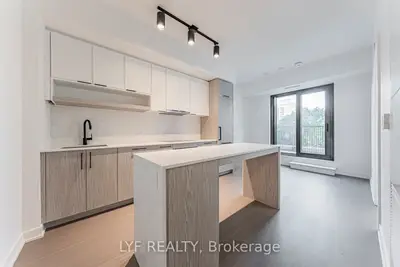 91 Montclair Avenue 826, Toronto, On M5p 0b1