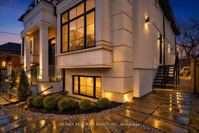 245 Patricia Avenue, Toronto, On M2m 1j7