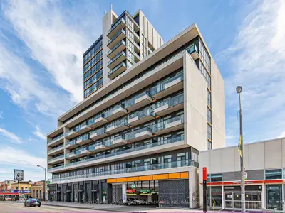 1603 Eglinton Avenue W Suite 109, Toronto, On M6e 0a1