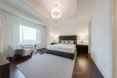 311 Bay Street 3706, Toronto, On M5h 4g5