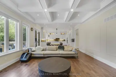 49 Kenton Drive, Toronto, On M2r 2h9
