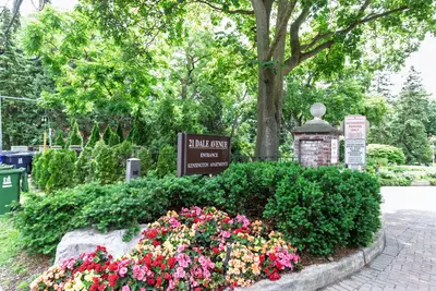 21 Dale Avenue 644, Toronto, On M4w 1k3
