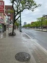 246 Spadina Avenue, Toronto, On M5t 2c2