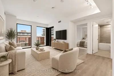 25 Frederick Todd Way 707, Toronto, On M4g 0c9