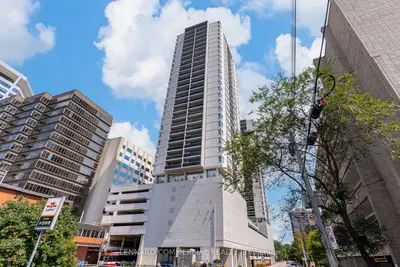 40 Pleasant Boulevard 3002, Toronto, On M4t 1j9