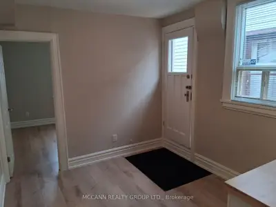 3313 Yonge Street 201, Toronto, On M4n 2l9