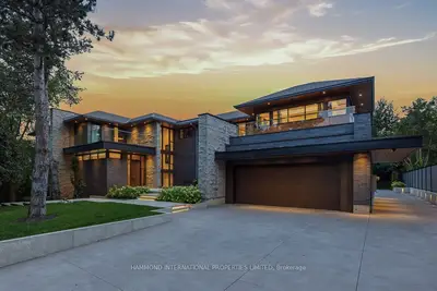 103 Old Colony Road, Toronto, On M2l 2k3