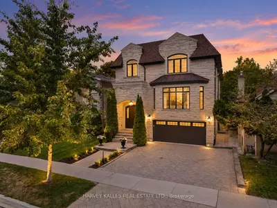 40 Sultana Avenue, Toronto, On M6a 1t1