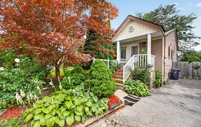 16 Baltray Crescent, Toronto, On M3a 2h4