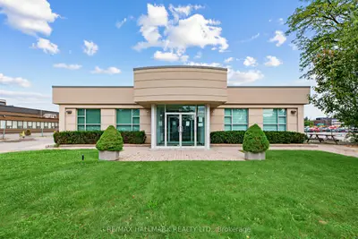 30 Kern Road 102, Toronto, On M3b 1t1